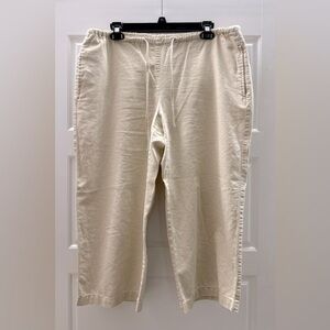Women’s Liz Claiborne Beige Capri Pants, sz med
